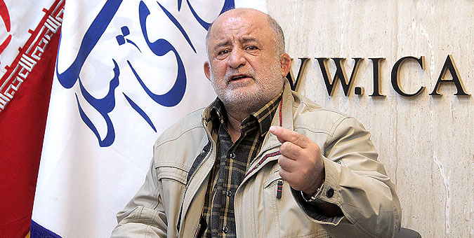 دولت به اقشار آسیب پذیر، یارانه خرید خودرو پرداخت کند