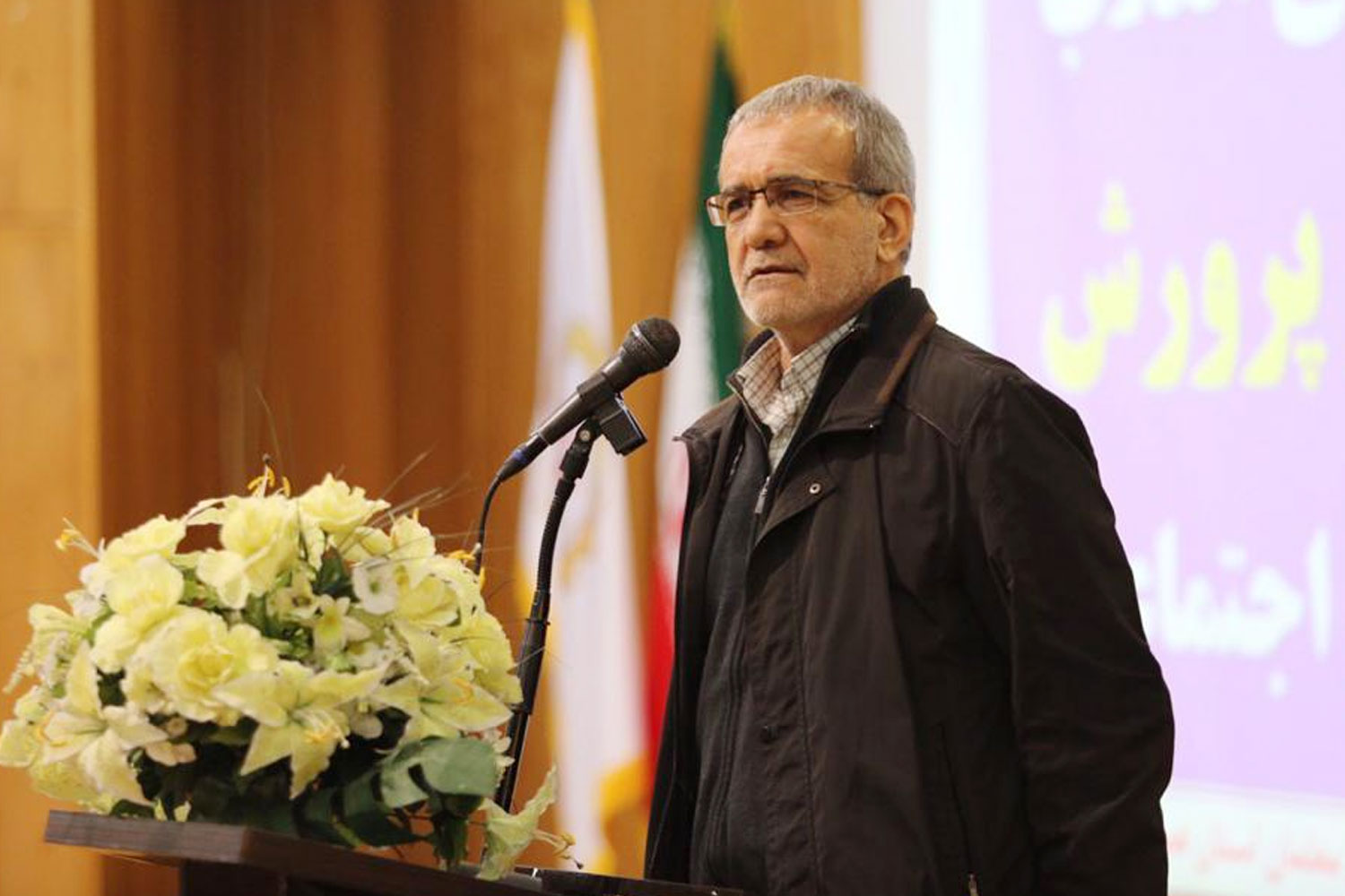 حضور نایب رئیس مجلس در نشست انجمن اسلامی معلمان استان همدان