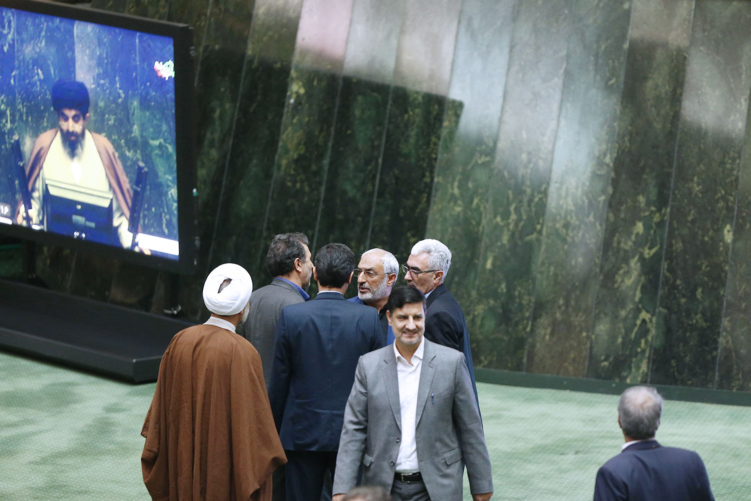 ناطقان میان دستور صحن علنی مجلس شورای اسلامی 16 بهمن ۱۳۹۷