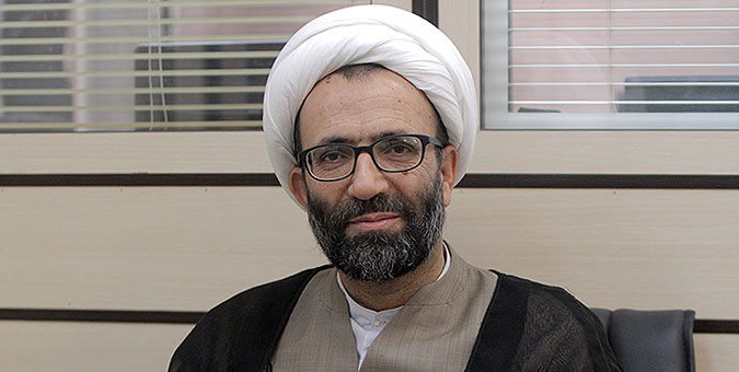 رأی ندادن مشکلات کشور را حل نمی‌کند