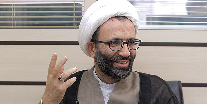 خلاء قانونی برای دفاع از حقوق معلمان وجود ندارند