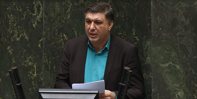 سیاست‌های غلط ارزی دولت روحانی در سال 97 میلیاردها دلار را به باد داد