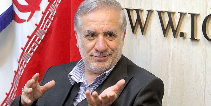 چرا تیم ترامپ در قبال ایران ناهماهنگ عمل می کنند