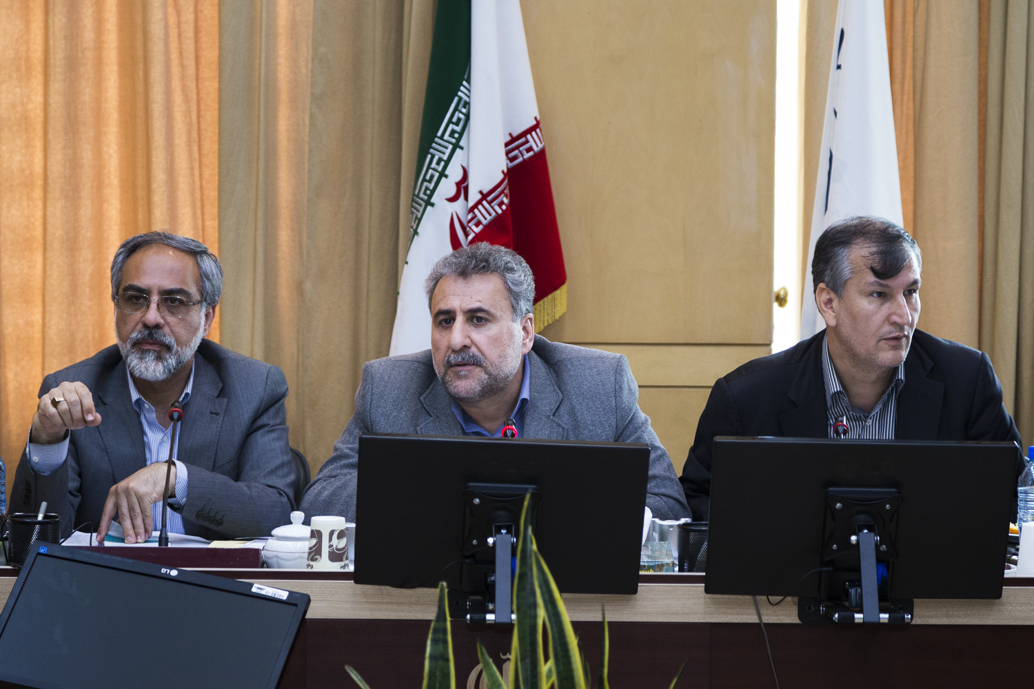 نشست کمیسیون امنیت ملی و سیاست خارجی مجلس شورای اسلامی