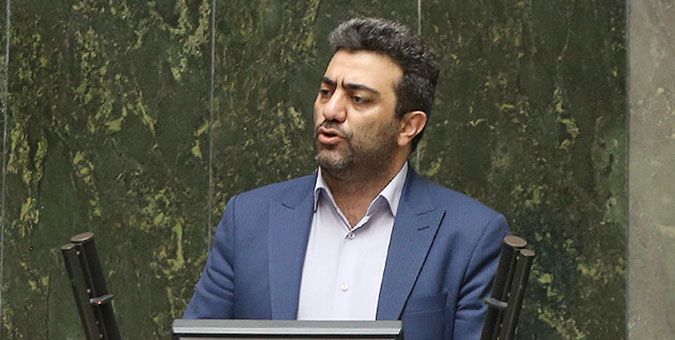 انتقاد از نبود برنامه‌ریزی در افزایش قیمت بنزین