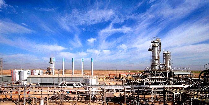 تحریم صنعت پتروشیمی صرفا برای امتیازگیری برجامی است