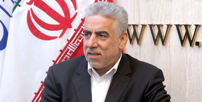 آغاز نشست غیرعلنی مجلس با حضور شمخانی درباره گرانی بنزین