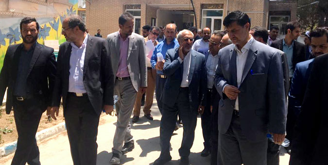 بازدید رئیس کمیسیون آموزش از مراکز آموزشی شهرستان قائن