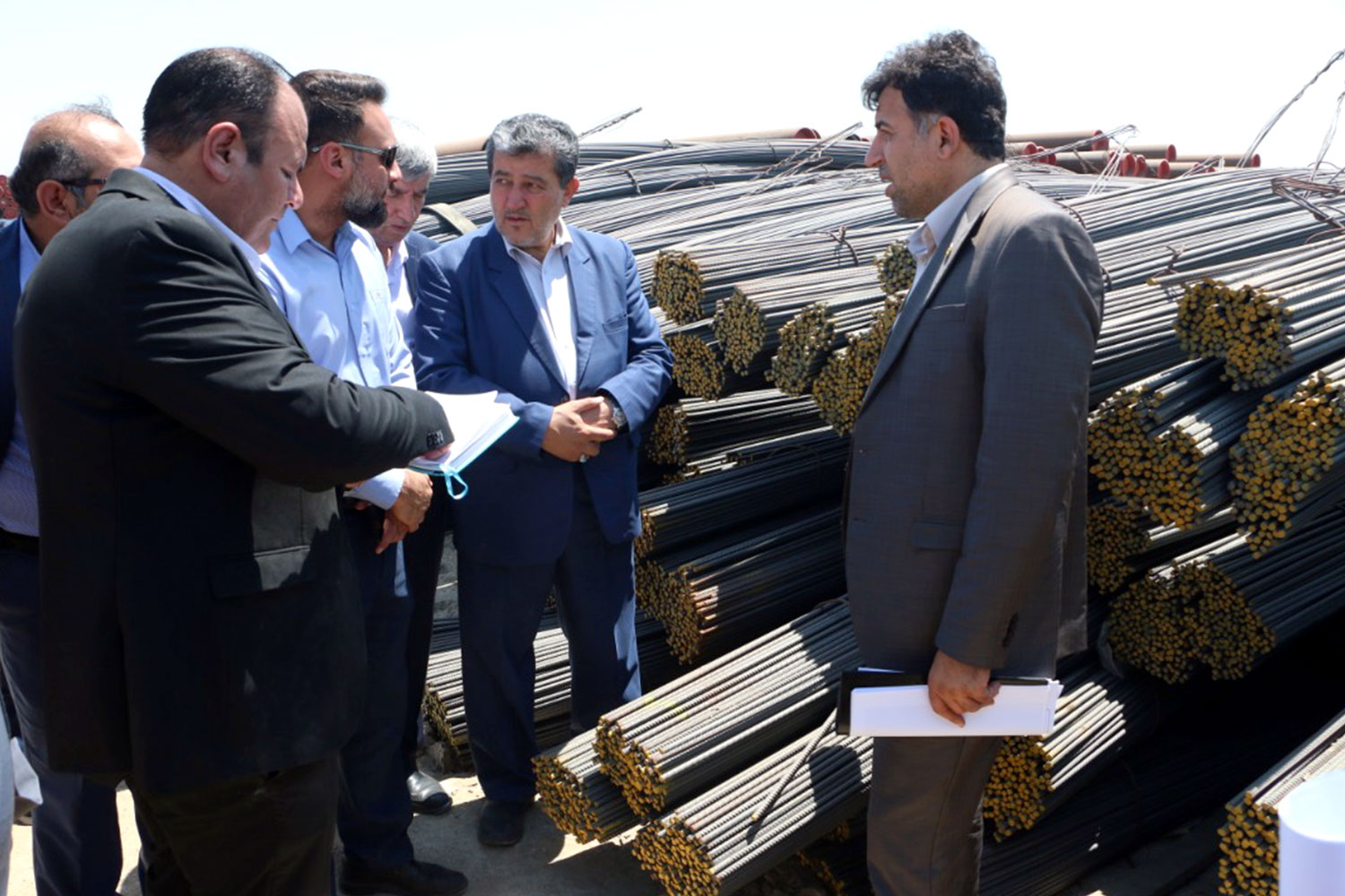 بازدید نایب رئیس کمیسیون اصل 90 از گمرکات استان خوزستان