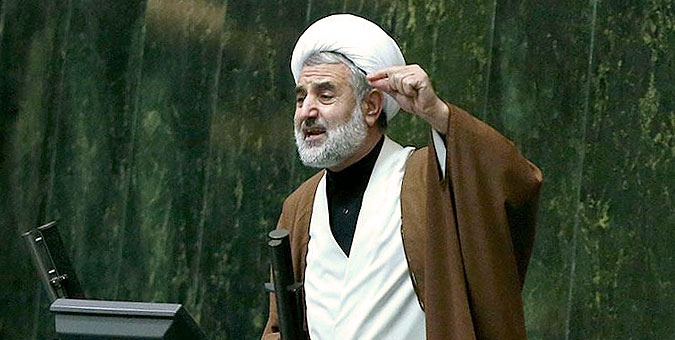 نماینده قم از پاسخ ظریف قانع شد