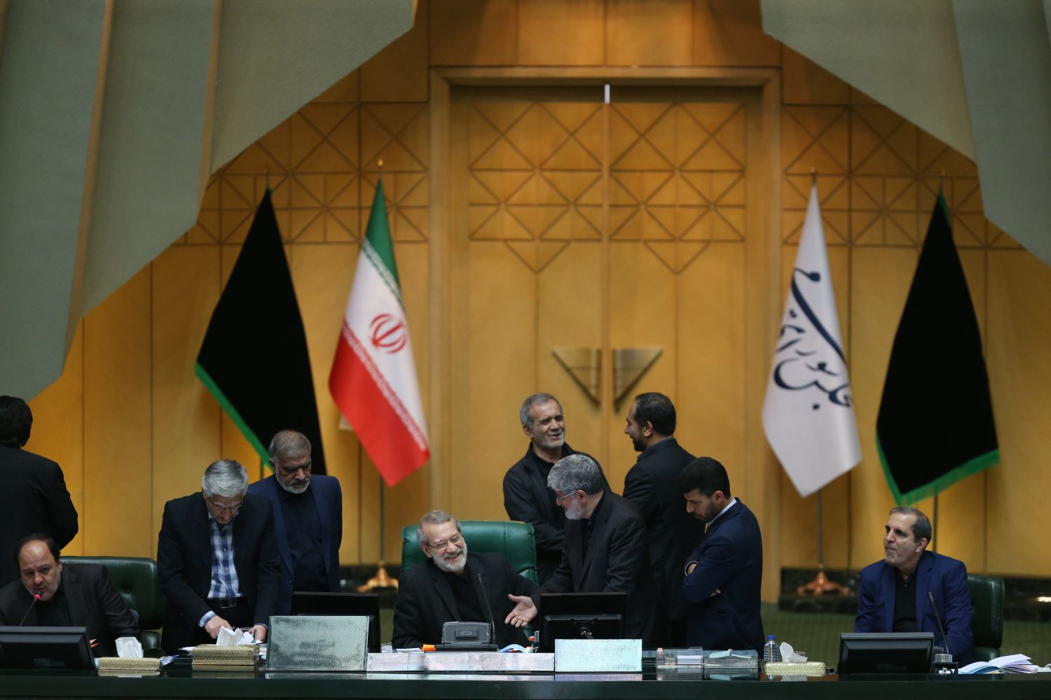 صحن علنی مجلس شورای اسلامی 15 دی ماه 1398 (2)