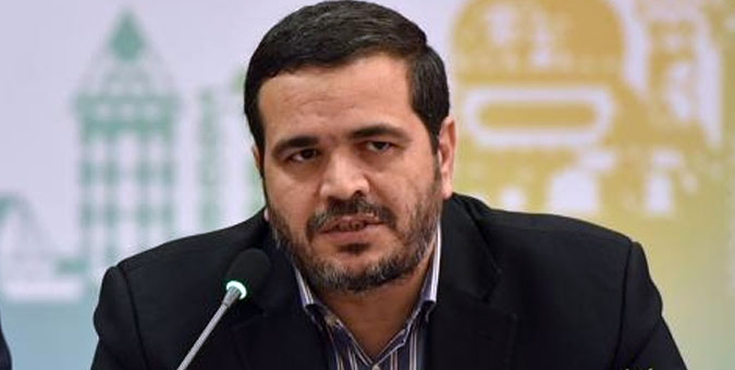 وزارت کشور از مدیران استانی خود حمایت کند