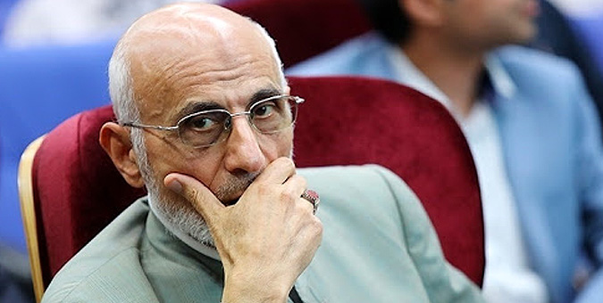 بحران آب با تاراج منابع آب زیرزمینی و ادامه بهره بردارى از چاه هاى عمیق