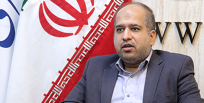 برخی نخبگان سیاسی ایران دچار بیماری «ماندن در گذشته» هستند