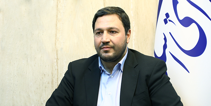 وزیر کشور استاندار را از میان جوانان بومی و انقلابی استان کرمانشاه انتخاب کند