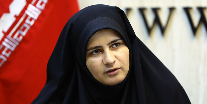 تردد مسافران پاکستانی و هندی به کشور همچنان برقرار است/ وجود تناقض آشکار میان شدت همه گیرى کرونا و عملکرد دولت