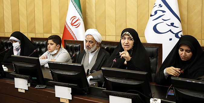 پیگیری حمایت‌های قضایی و قانونی جامع از محیط‌بانان و ثبت روز محیط‌بان در تقویم ملی کشور