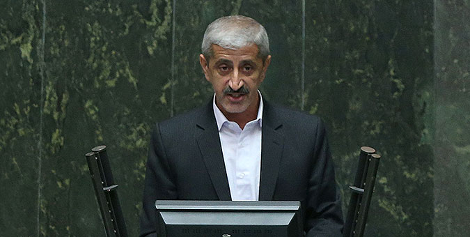 مجلس یازدهم با فساد نهادینه شده در دستگاه‌های اجرایی مقابله کند