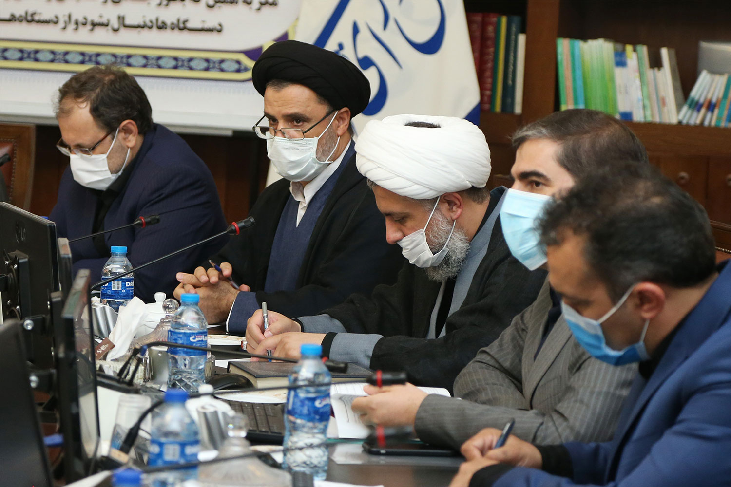 نشست کمیسیون اصل نود مجلس با حضور وزیر ورزش و جوانان