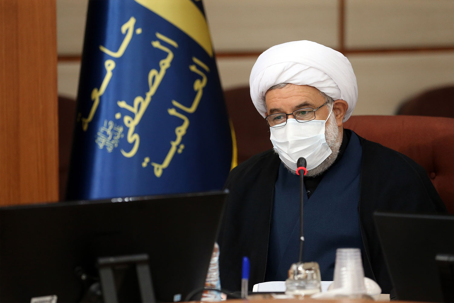 دیدار سیدامیرحسین قاضی زاده هاشمی با رئیس جامعه المصطفی