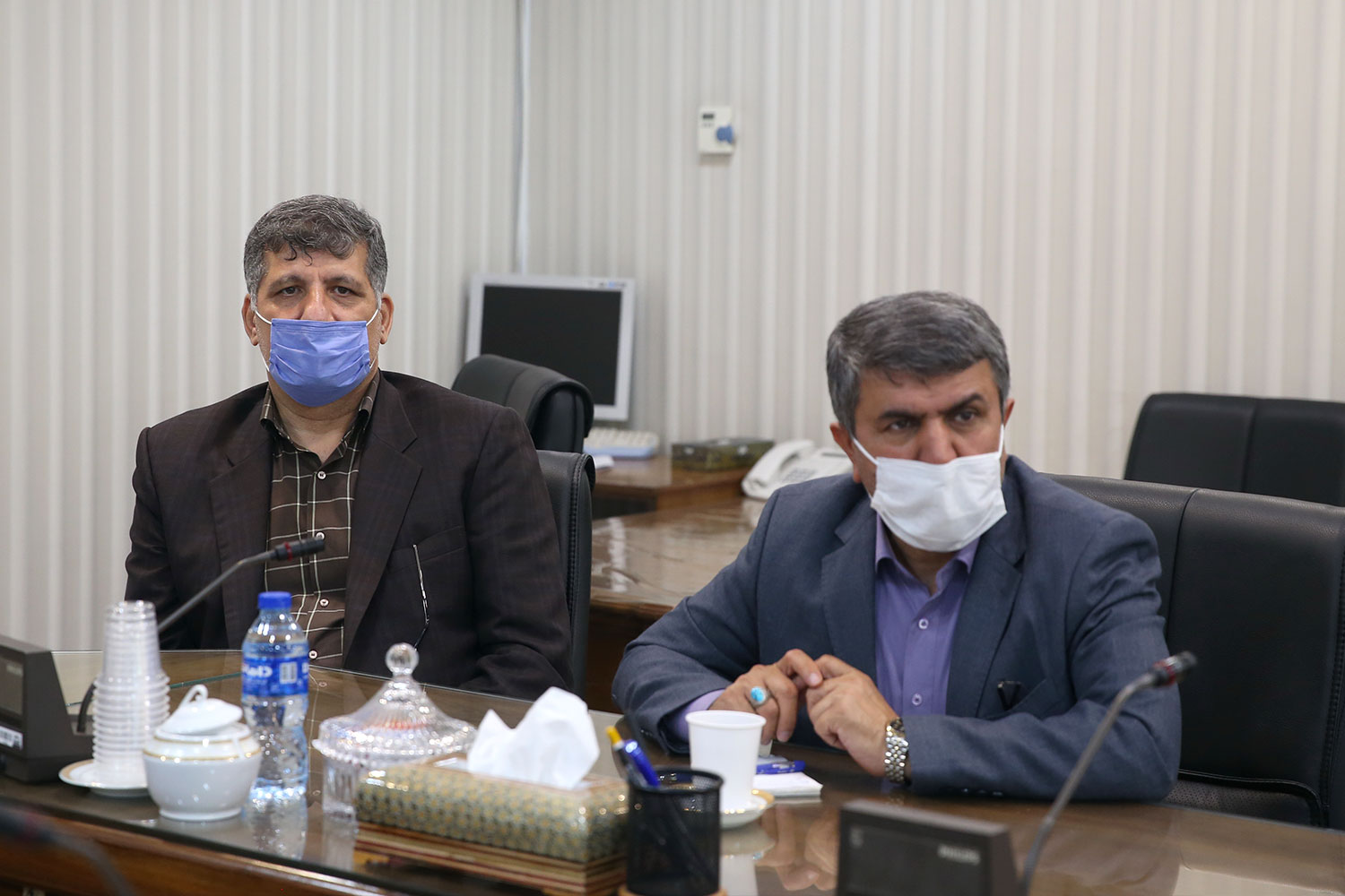 نشست مشترک نایب رئیس مجلس با مدیران بانکی