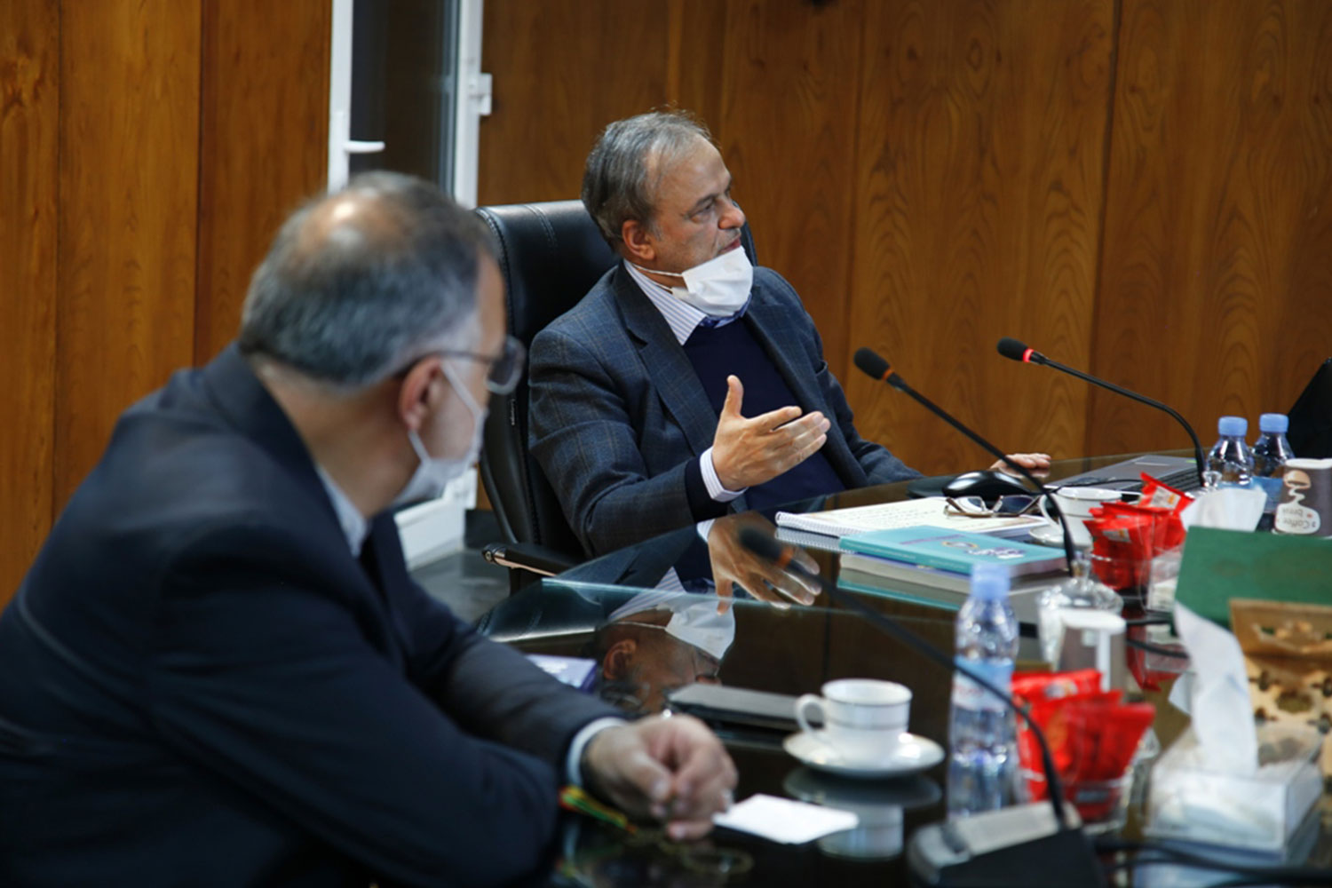 نشست مشترک علیرضا زاکانی با وزیر صنعت،‌ معدن و تجارت