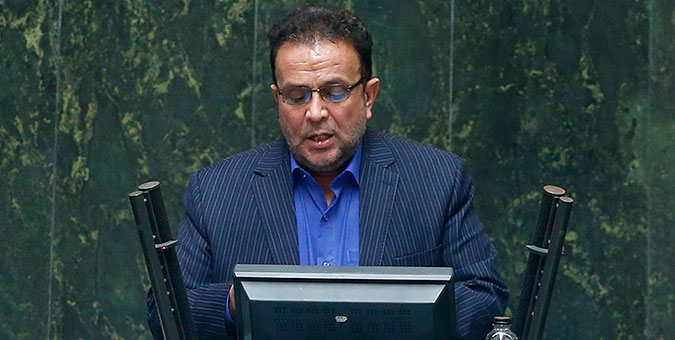 تشکیل قرارگاه جنگ برای مبارزه با کرونا ضروری است
