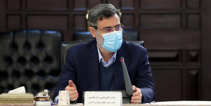 جامعه را نباید درباره واکسن خارجی کرونا مردد گذاشت