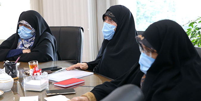 بررسی موضوع قانون‌گذاری در حوزه سلامت زنان