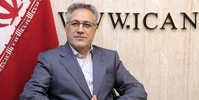 آقای وزیر لطفا پای خود را از روی سیم بردارید
