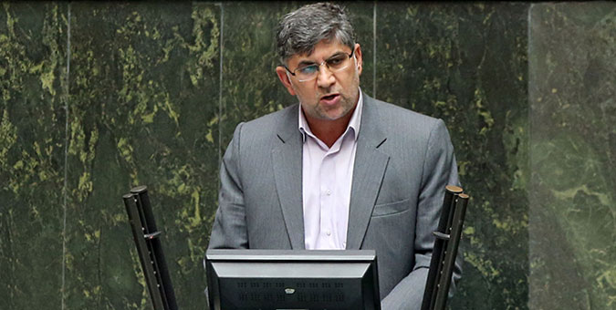 بانک مرکزی مصوبه امهال وام های مناطق زلزله زده را اجرایی کند