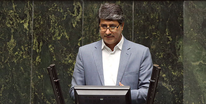 کشاورزان کنگاور، صحنه و هرسین برای کشت خود آب ندارند