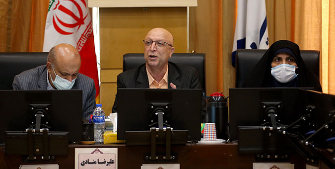 نشست کمیسیون آموزش مجلس با حضور وزیر علوم، تحقیقات و فناوری