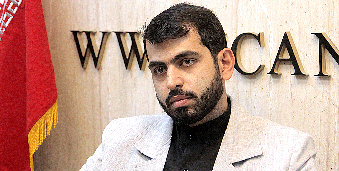 با تبلیغات و جهت‌گیریِ صحیح  در مسئله گردشگری می توان درآمد استان فارس را تامین کرد