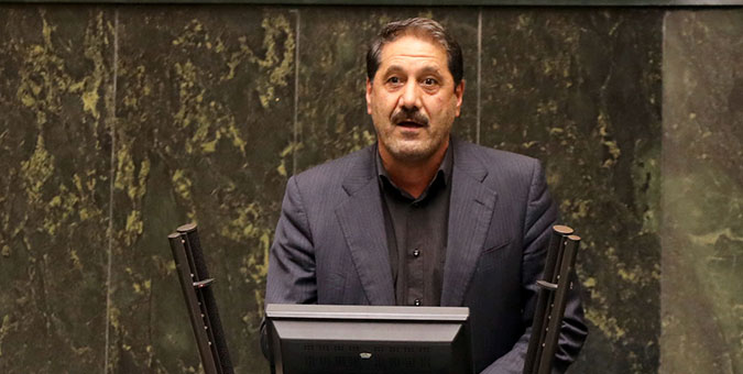 داودی: روح لایحه بودجه خلاف برنامه هفتم توسعه است/ چرا باید مصوب کنیم مددجویان بهزیستی و کمیته امداد یک درصد مالیات بیشتر بپردازند