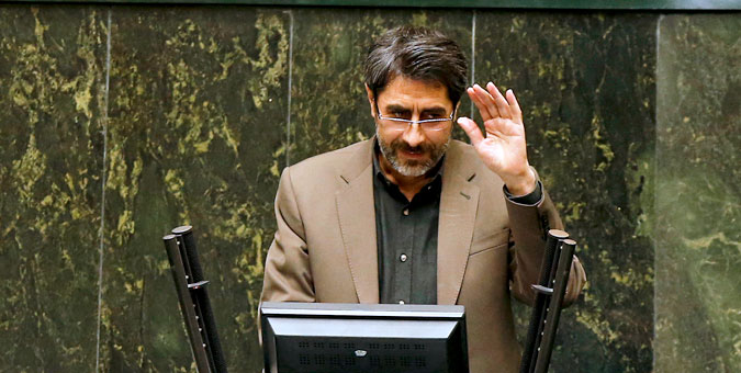 دامداران برای تأمین نهاده‌های دامی با مشکل مواجه هستند/ بیش از 120 روستای میانه فاقد راه مناسب است