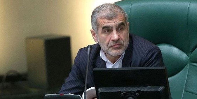 نیکزاد: کمیسیون بهداشت به موضوع انهدام 250 تن سرم در کشور ورود پیدا کند