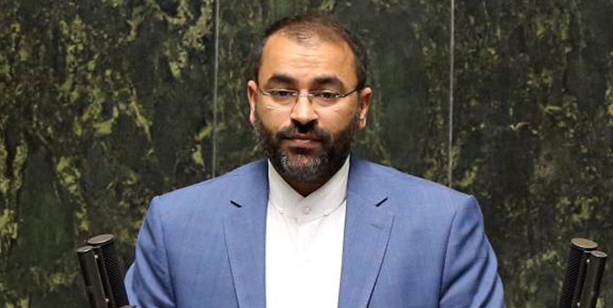 وزیر کشور به وعده خود درباره کمک به شهرداری آبادان و اروندکنار عمل کند