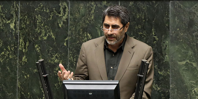 چرا با مفسدان اقتصادی و بیت‌المال‌خواران نام‌ونشان‌دار برخورد علنی‌ و عبرت‌آموز نمی‌کنید؟/چرا دستگاه‌قضایی در راستای شفافیت که امری مطلوب و اعتمادساز است اقدام ملموسی نمی‌کند؟/ در محاکم قضایی دوربین مداربسته تعبیه کنید