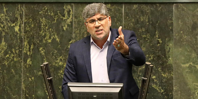 وزیری که صنعت، معدن و تجارت را نابود کرده لیاقت ماندن دارد؟ / هزاران سند دال بر فساد سازمان یافته در اتاق بازرگانی وجود دارد