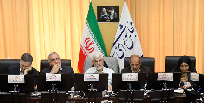 مدیریت چرخه دارو با مشکل جدی مواجه است/ بی‌توجهی گمرک به آزادسازی به موقع دارو و تجهیزات پزشکی/ اعضای کمیسیون از گمرک بازدید می‌کنند