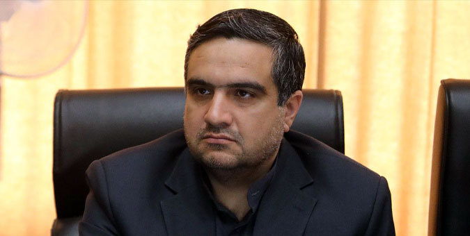 مدیرکل امور دارویی سازمان غذا و دارو به جای پرداختن به حواشی به فکر حل مشکل کمبود دارو باشد/ دولت مسئول بی‌توجهی به بودجه دارو است نه مجلس