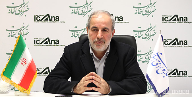 مدیران عامل صندوق ذخیره و بانک سرمایه به جلسه آتی هیئت تحقیق و تفحص از صندوق ذخیره می‌آیند