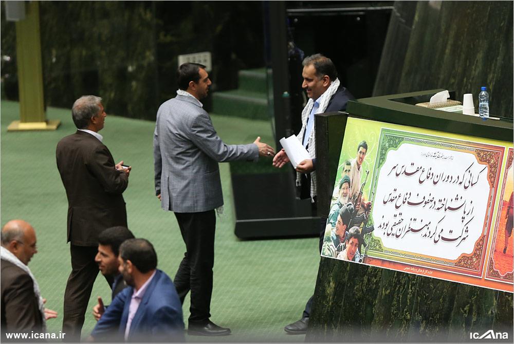 گزارش تصویری/ ناطقان میان دستور صحن علنی یکشنبه 4 مهرماه 95 مجلس شورای اسلامی