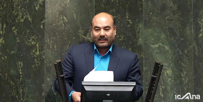 آقای رئیس جمهور مشکل سپرده گذاران موسسات مالی را حل کنید