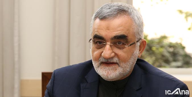جلال طالبانی یکی از چهره های برجسته مردم کردستان/همه پرسی کردستان عراق یک اشتباه راهبردی بود