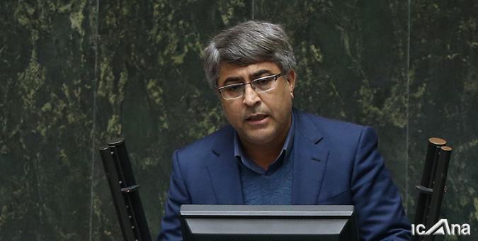 هیچ فرد منصفی علم و دانش اردکانیان را منکر نمی‌‎شود/ بیم تبدیل بحران آب به بحرانی امنیتی