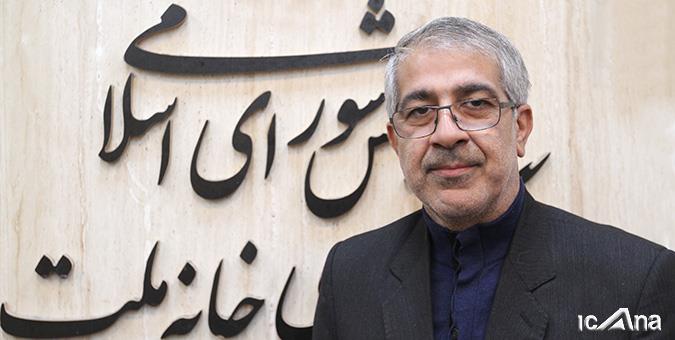 لزوم برنامه‌ریزی مسوولان وزارت جهاد و صنعت برای تنظیم و کنترل بازار مرکبات و تلاش برای صادرات