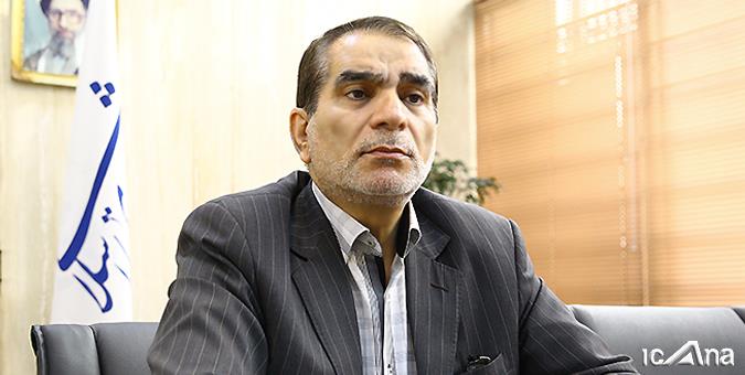 ایرادات ناطق نوری به رفتارهای احمدی نژاد به حق و درست بود /وقتی می گوید من سرباز ولایتیم یعنی یک اصولگرای واقعی است