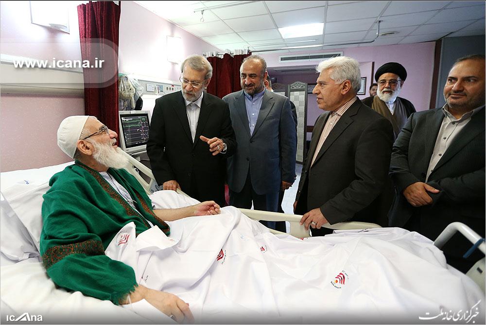 گزارش تصویری/عیادت دکتر لاریجانی از آیت الله هاشمی شاهرودی